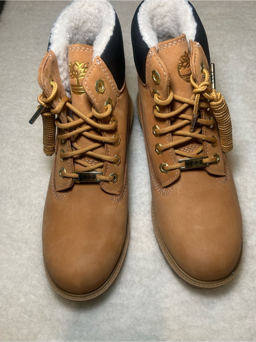 Timberland Wheat Boots - Picture 6 of 9